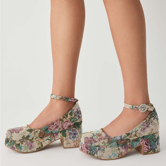 CHUNKY HEELED SINGLE BAND MARY JANE SHOES - Picture 1 of 4